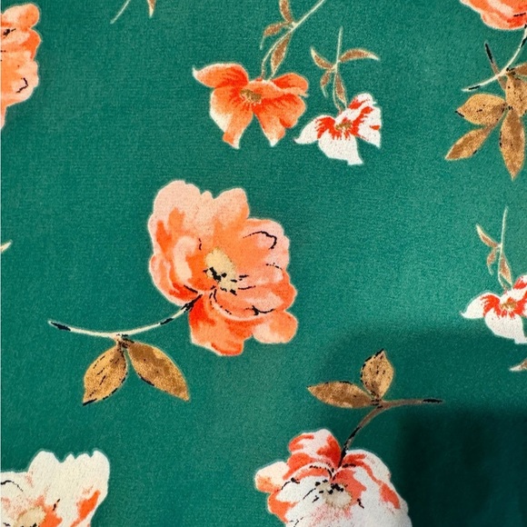 Moa Moa floral women’s top size medium - Picture 3 of 7